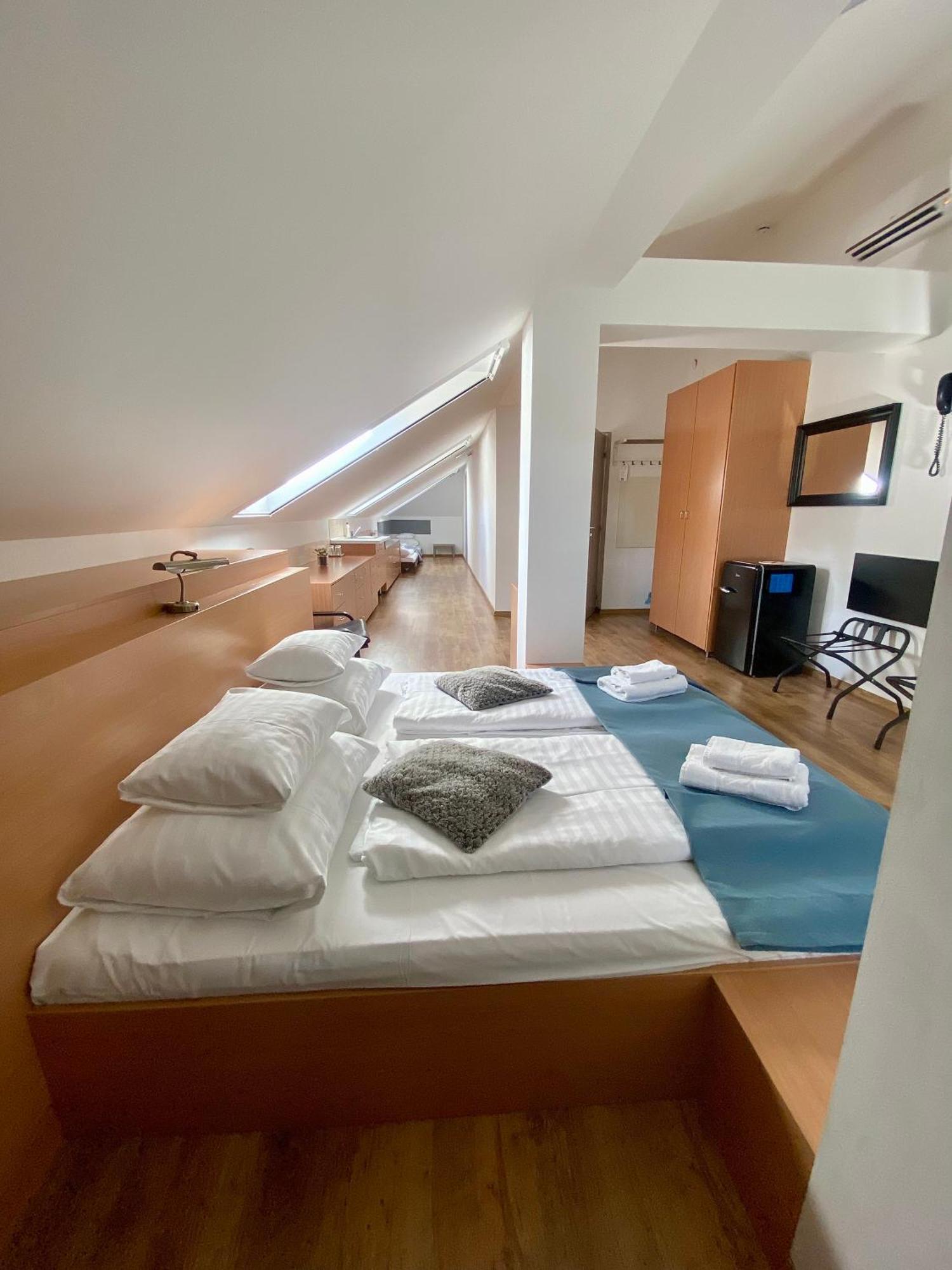 Boutique Hotel & Event Center بودابست المظهر الخارجي الصورة